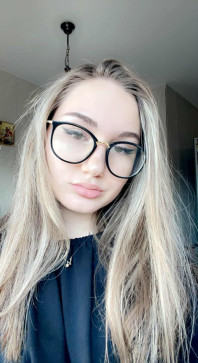 Samantha, 24, United States