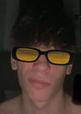 James, 18, Ireland