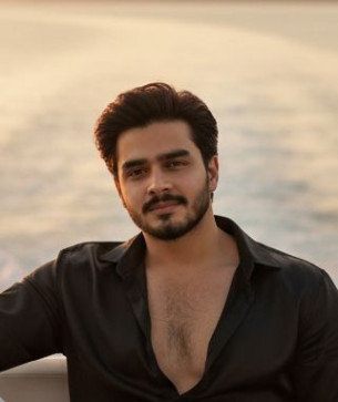 Avi Pandit, 20, India