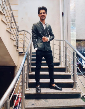 Daddaa Gd, 26, Italy