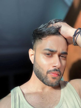 Manav Malik Khan, 26, India