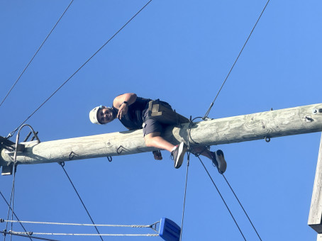 Edres Azimi, 18, United States