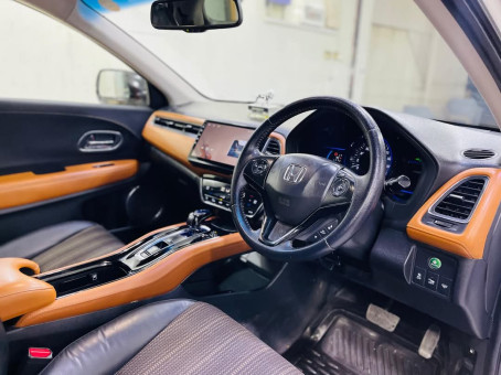 Iphone Luna, 27, United States