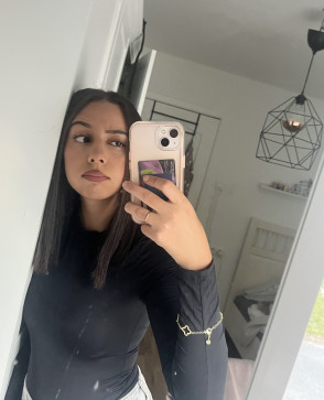 L, 19, Belgium