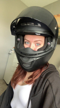 Nicole, 18, United States