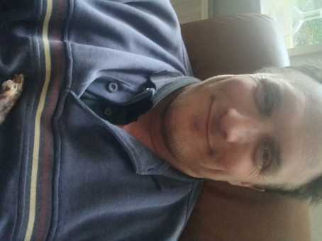 Harmon, 40, Netherlands