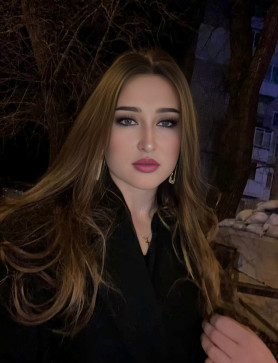Alice, 27, United Kingdom