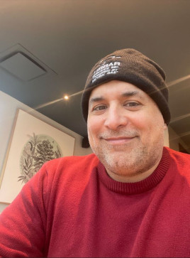 Bullmoose, 54, Canada