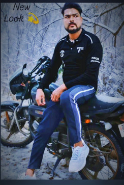 SANEE GAUTAM, 24, India