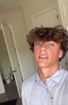 Aubrey Jones, 18, United States