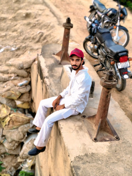Mujju, 20, India