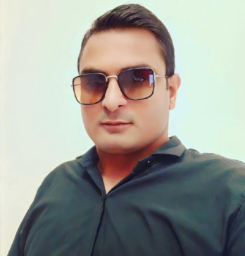 Jayesh, 38, India