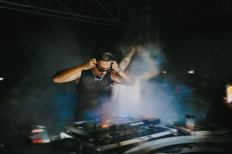 Djtakshil, 27, India