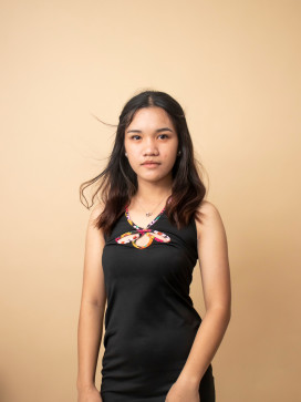 Henia, 20, Philippines