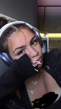 Miki, 19, United States