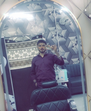 Anuj Tomar, 20, India