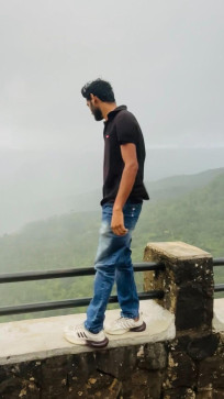 Harry, 23, Mauritius