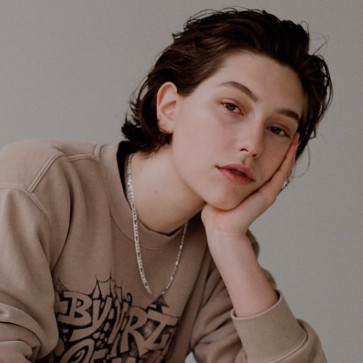 Yuvika001, 21, India