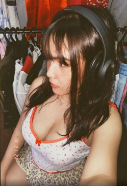 Yumi, 20, United States