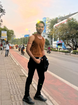 Anand Kumar Thakur, 24, India