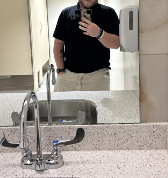 MaleStroking, 24, United States