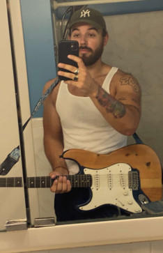 Noah, 25, Philippines