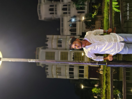 JOY CHOWDHURY, 18, India