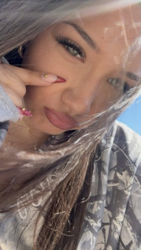 Layla Astra, 18, United Kingdom