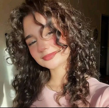 Emmu, 18, United States