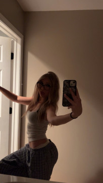 Bridget, 19, United States