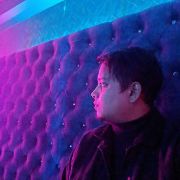 ShAacuteikh Sunny, 25, India