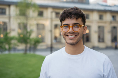 Eren Yeager, 22, India