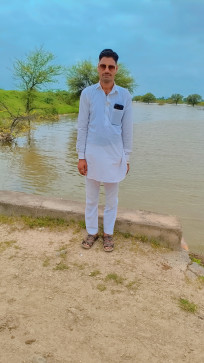 Saraj Ali, 24, India