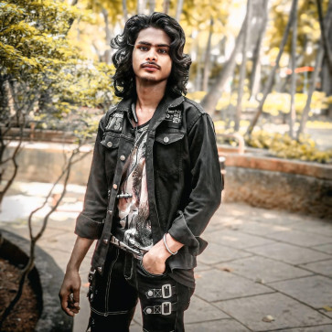 Sadiya Aktar Mim, 20, India