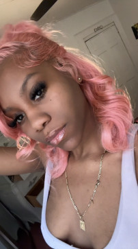 Maddie, 19, United States