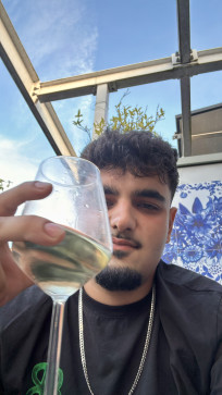 Parsa Mozaffari, 18, Netherlands