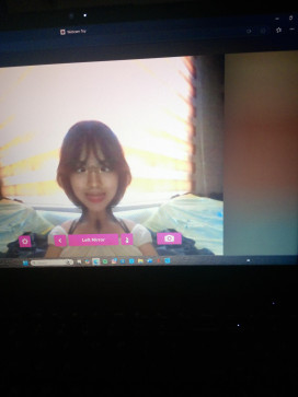 Albia Seana, 18, Philippines