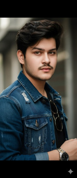 Hamza, 22, United States