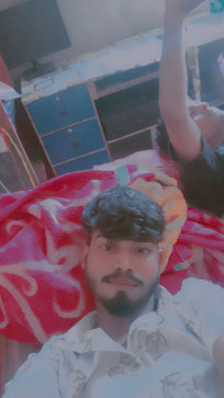 DK VLOGER, 18, India