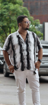 Rock Star, 28, India