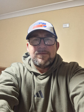 Andrew, 45, Australia