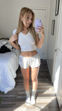 Kenzie Davis, 20, United States