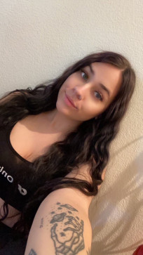 Jennie, 24, United States