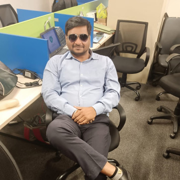 Manish Prasad, 43, India