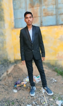 Harshit, 18, India