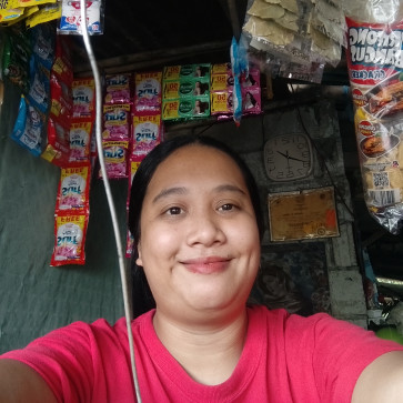 Roseann Caluag, 25, Philippines