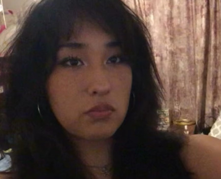 Anna, 19, United States