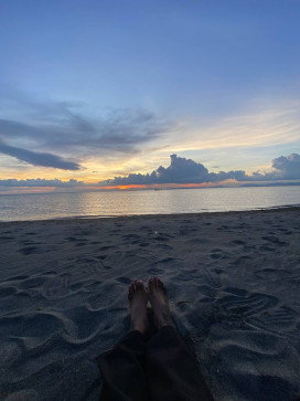 Angelyn, 22, Philippines