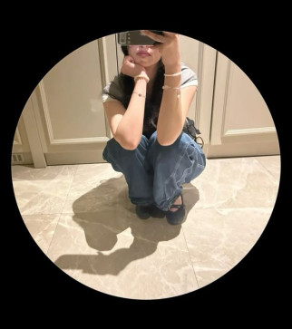 Vellie, 18, Spain