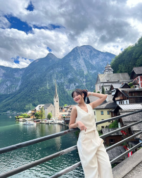 Aria, 33, United States